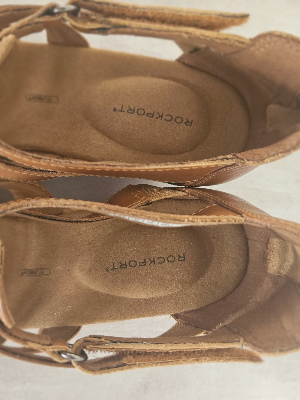 ROCKPORT Women's Cognac Brown Leather Wedge Sandals Size 9 Wide Strappy Back Zip - Picture 8 of 16